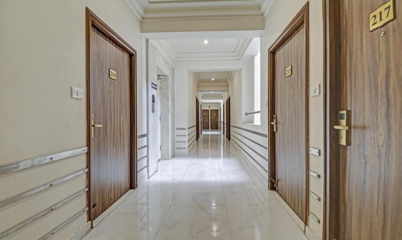 Treebo Komfort Suites, 3 Km From Mysore Palace Exterior photo