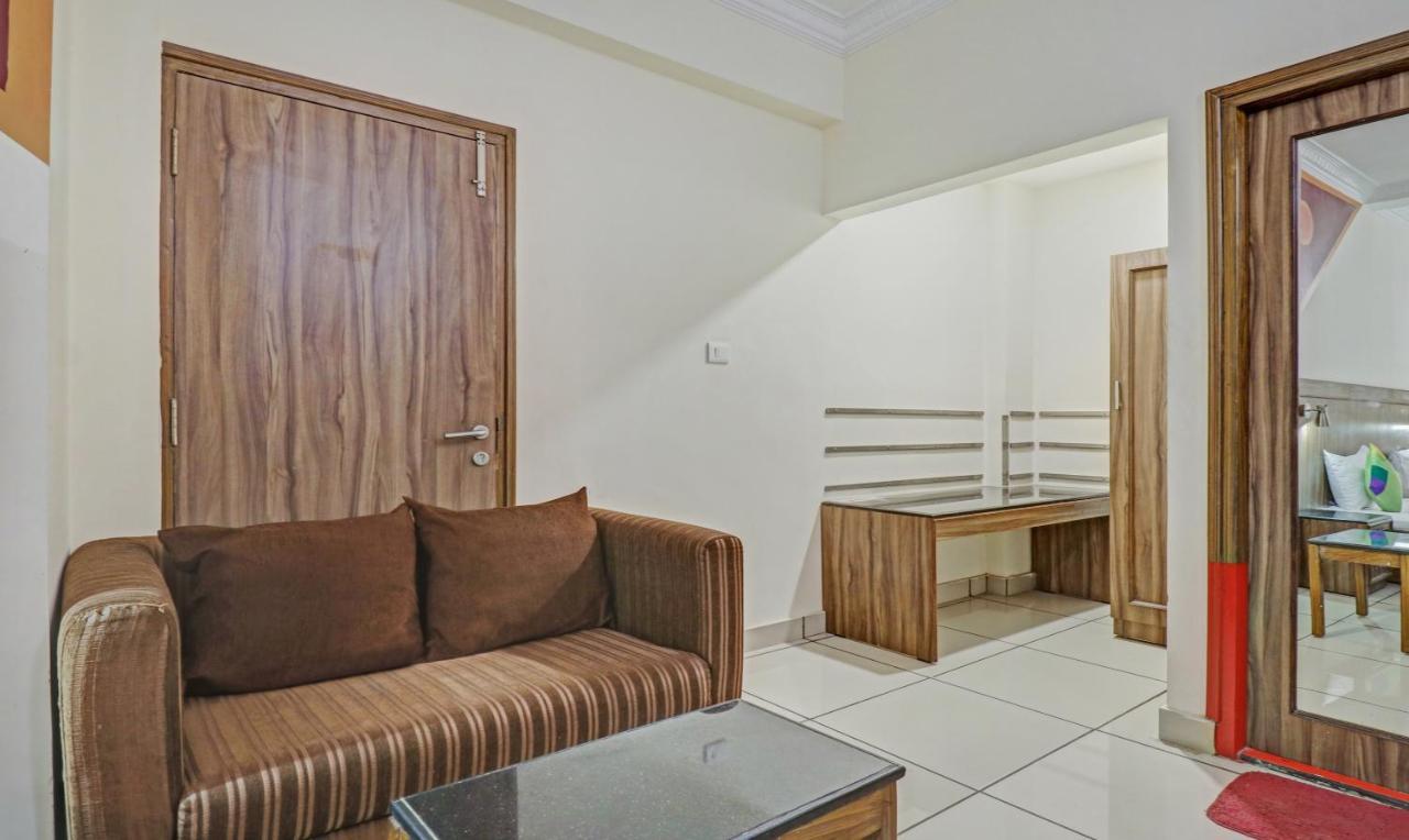 Treebo Komfort Suites, 3 Km From Mysore Palace Exterior photo
