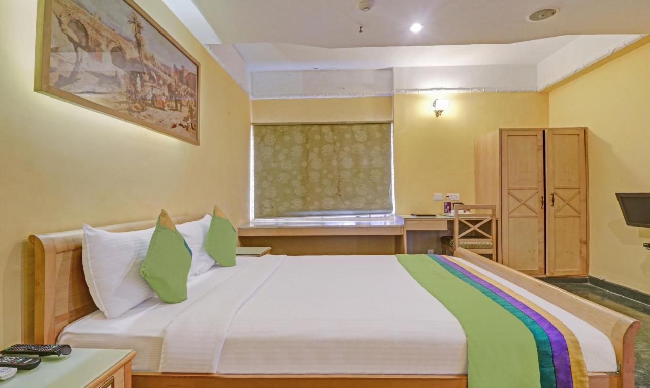 Treebo Komfort Suites, 3 Km From Mysore Palace Exterior photo