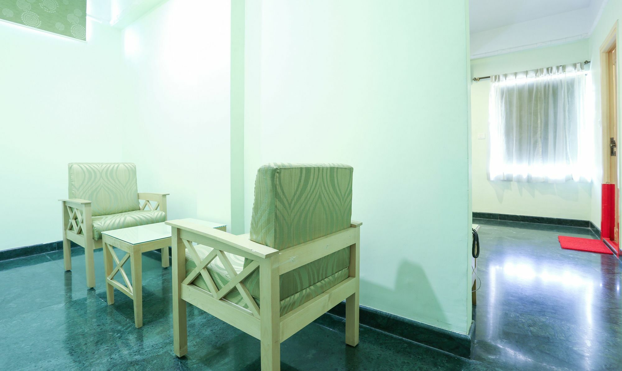 Treebo Komfort Suites, 3 Km From Mysore Palace Exterior photo